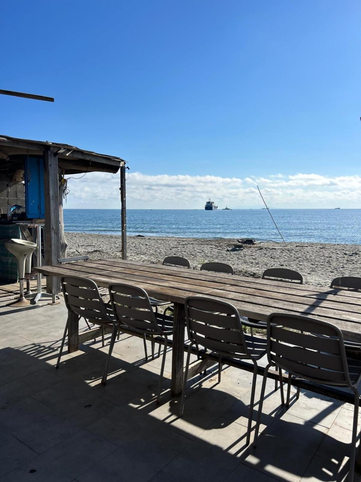 Caravane Janis On The Beach Lucciana (Corsica) Exterior foto